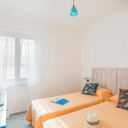 Seascape Villa *